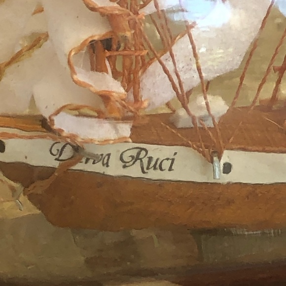 Ship In A Bottle Nautical Home Decor Glass Figurine - Picture 2 of 13